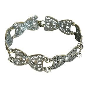 Antique Silver Filigree Hourglass Panel Link Bracelet Art Nouveau Circa 1900